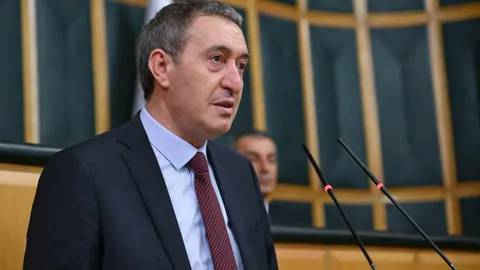 2025'te gündemi en çok sallayan siyasetçiler belli oldu: İşte listedeki ilk 10 isim... 9